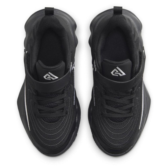 Nike Giannis Immortality 4